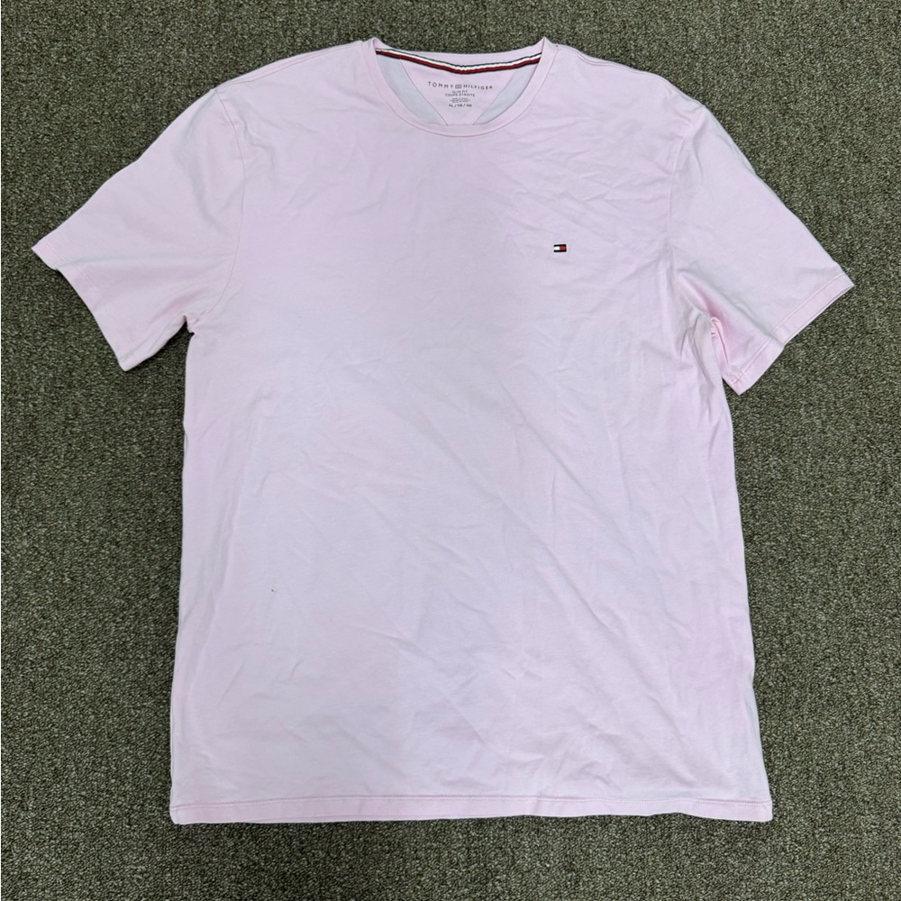 Tommy Hilfiger Men's Light Pink Tee size XL mens